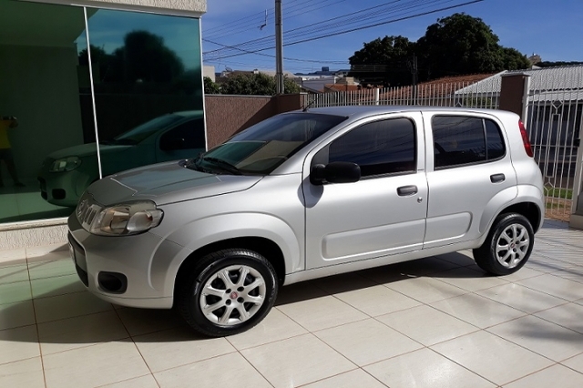 FIAT Uno Vivace